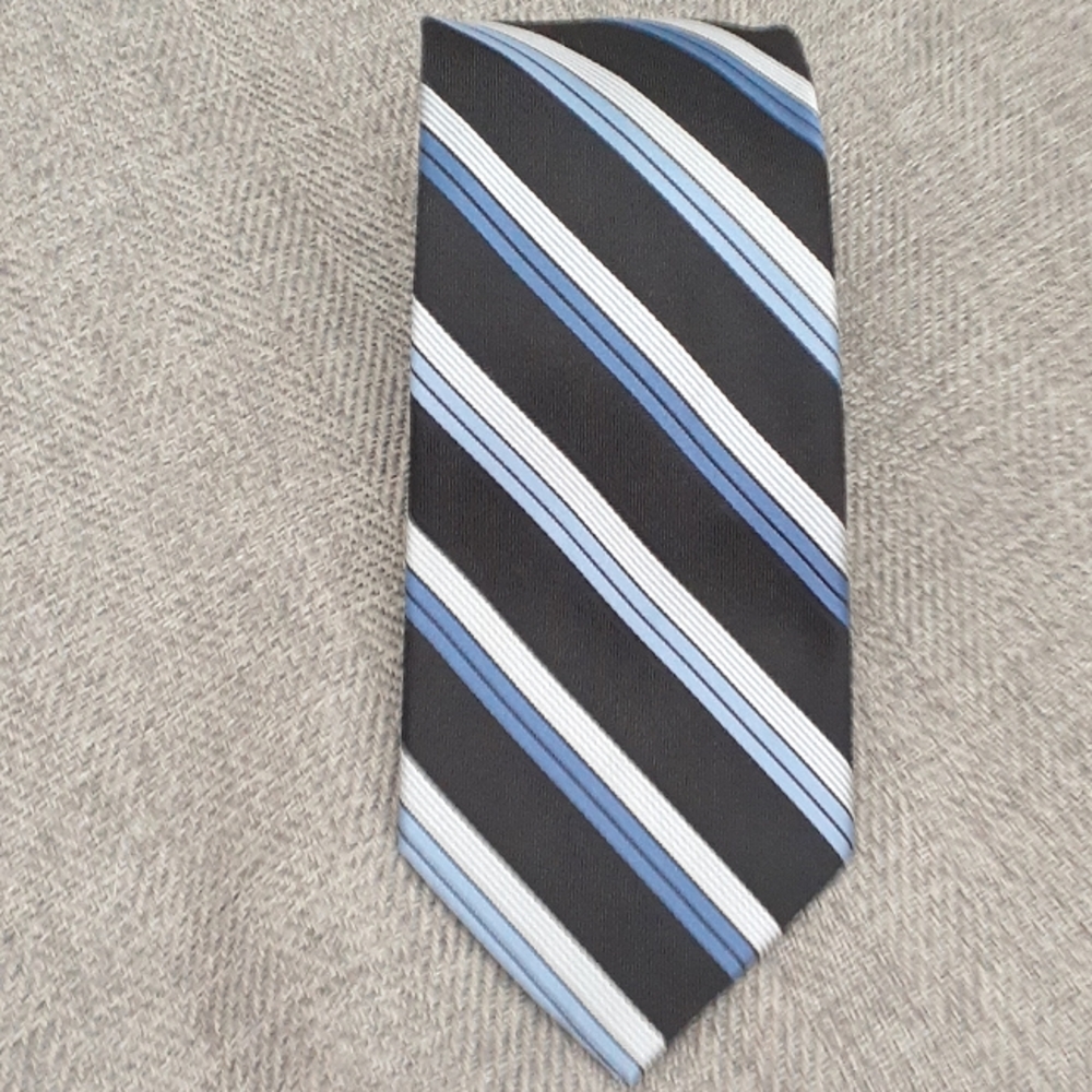 Michael Kors striped silk tie